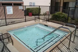 5585 E Pacific Coast Hwy, Long Beach, CA 90804 - Photo 9