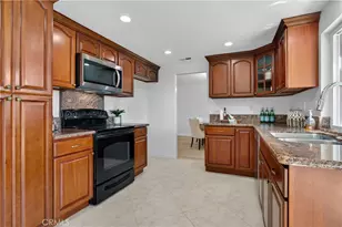 11244 Snowdrop, Fountain Valley, CA 92708 - Photo 13