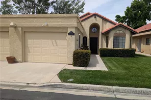 19064 Elm Dr, Apple Valley, CA 92308 - Photo 1