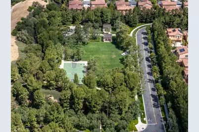 45 Brindisi, Irvine, CA 92618 - Photo 35