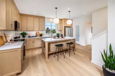 913 Estrella Road, San Marcos, CA 92078 - Photo 1