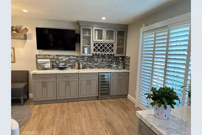 19295 Wingedfoot Circle, Huntington Beach, CA 92648 - Photo 5