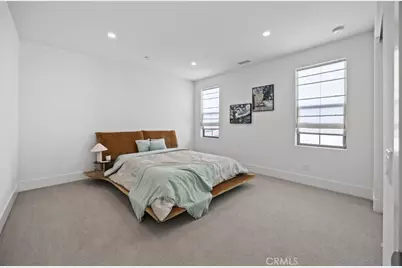 135 Oakstone, Irvine, CA 92618 - Photo 37