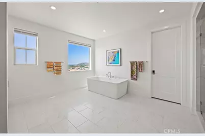 135 Oakstone, Irvine, CA 92618 - Photo 25