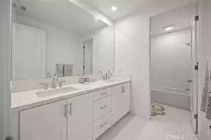 135 Oakstone, Irvine, CA 92618 - Photo 39