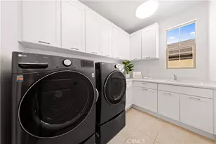 117 Bumblebee, Irvine, CA 92618 - Photo 29