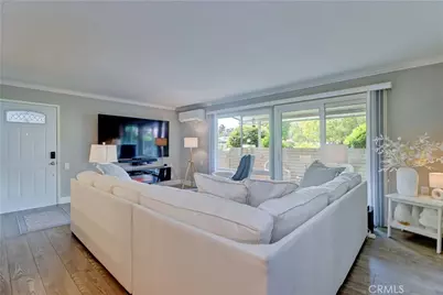 670 Via Mendoza #B, Laguna Woods, CA 92637 - Photo 7