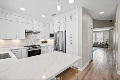 25 Radiance Lane, Rancho Santa Margarita, CA 92688 - Photo 7