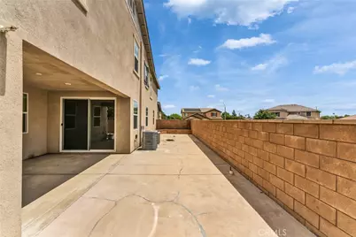 5517 Dowitcher Ct, Mira Loma, CA 91752 - Photo 35