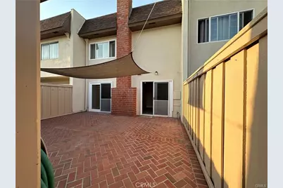 9742 Villa Pacific, Huntington Beach, CA 92646 - Photo 19