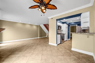 9742 Villa Pacific, Huntington Beach, CA 92646 - Photo 9