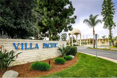 9742 Villa Pacific, Huntington Beach, CA 92646 - Photo 35