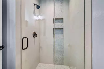 9742 Villa Pacific, Huntington Beach, CA 92646 - Photo 17