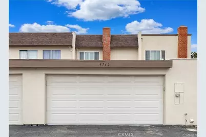 9742 Villa Pacific, Huntington Beach, CA 92646 - Photo 33