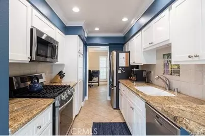 9742 Villa Pacific, Huntington Beach, CA 92646 - Photo 5