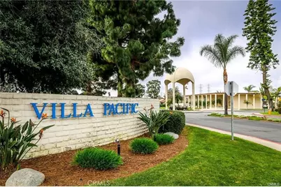 9742 Villa Pacific, Huntington Beach, CA 92646 - Photo 23