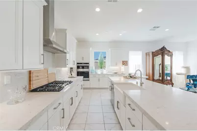 11986 Sagecrest Court, Corona, CA 92883 - Photo 3