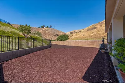 11986 Sagecrest Court, Corona, CA 92883 - Photo 31