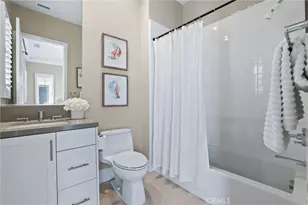 154 Roscomare, Irvine, CA 92602 - Photo 43