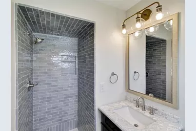 5801 Sands, Huntington Beach, CA 92647 - Photo 11