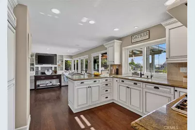 2704 North Vista Heights Avenue, Orange, CA 92867 - Photo 17
