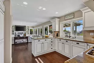 2704 N Vista Heights Ave, Orange, CA 92867 - Photo 17