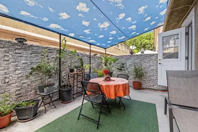 20146 Cohasset #11, Winnetka, CA 91306 - Photo 19