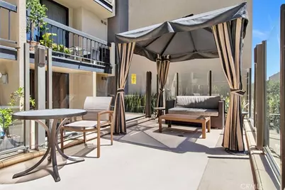 7320 Hawthorn Avenue #318, Los Angeles, CA 90046 - Photo 23