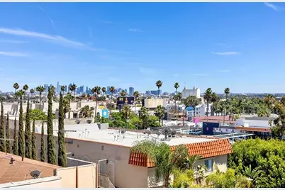 7320 Hawthorn Avenue #318, Los Angeles, CA 90046 - Photo 5