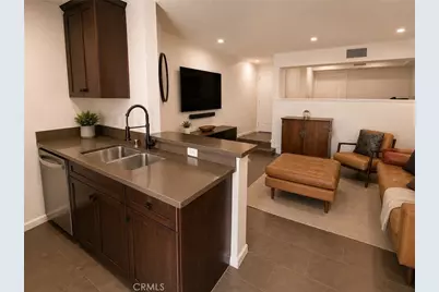7320 Hawthorn Avenue #318, Los Angeles, CA 90046 - Photo 17