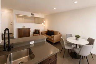 7320 Hawthorn Ave, Los Angeles, CA 90046 - Photo 7