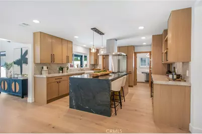 305 Robinhood, Costa Mesa, CA 92627 - Photo 7