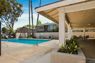 8414 El Arroyo Dr, Huntington Beach, CA 92647 - Photo 19