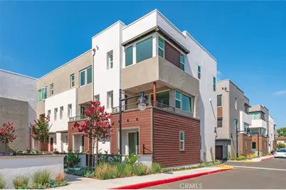 609 S Lyon Street, Santa Ana, CA 92705 - Photo 1