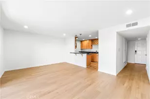6600 Warner, Huntington Beach, CA 92647 - Photo 11
