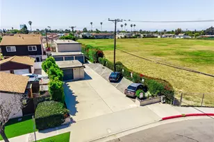 7802 Holt Drive, Huntington Beach, CA 92647 - Photo 7