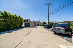 7802 Holt Drive, Huntington Beach, CA 92647 - Photo 13