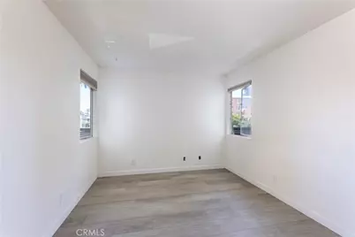 327 Chestnut Avenue #201, Long Beach, CA 90802 - Photo 5