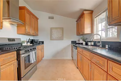 2044 W Spruce Avenue, Orange, CA 92868 - Photo 15