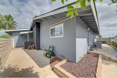 2044 W Spruce Avenue, Orange, CA 92868 - Photo 55