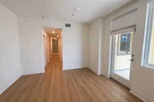 414 Main St, Huntington Beach, CA 92648 - Photo 13
