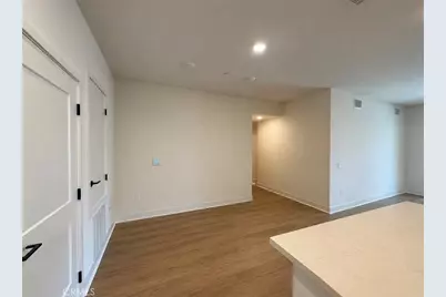 414 Main St Unit 210, Huntington Beach, CA 92648 - Photo 11