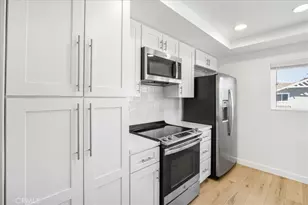 113 Tarocco, Irvine, CA 92618 - Photo 9