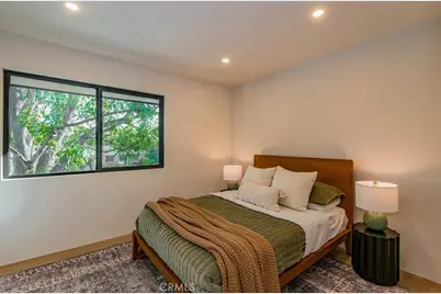 24245 Hatteras, Woodland Hills, CA 91367 - Photo 45