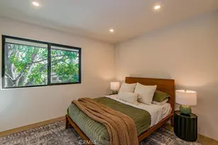 24245 Hatteras, Woodland Hills, CA 91367 - Photo 45