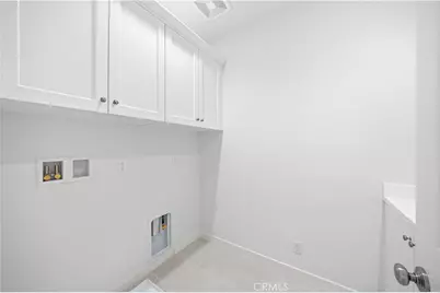 112 Newburry, Irvine, CA 92618 - Photo 25