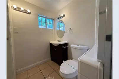 7741 Zelzah, Reseda, CA 91335 - Photo 15