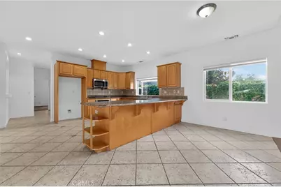 113 E Bonita Drive, Simi Valley, CA 93065 - Photo 21