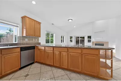 113 E Bonita Drive, Simi Valley, CA 93065 - Photo 17