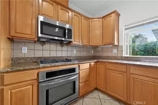113 E Bonita Dr, Simi Valley, CA 93065 - Photo 15